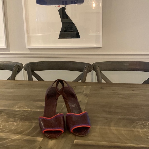 Prada Shoes - Stunning Prada brown heels with neon stitching size 37